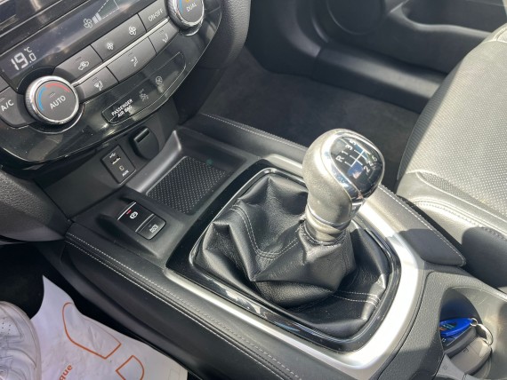 NISSAN X-TRAIL Nissan X-Trail-023.jpg